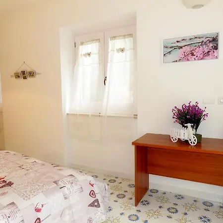 L'orchidea Amalfi Coast فندق مبيت وإفطار 4*