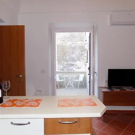 L'orchidea Amalfi Coast فندق مبيت وإفطار مايوري