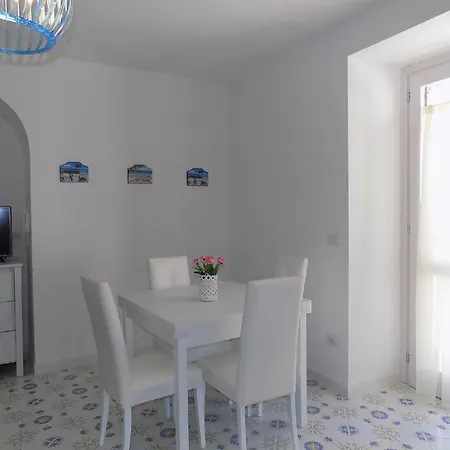 L'orchidea Amalfi Coast