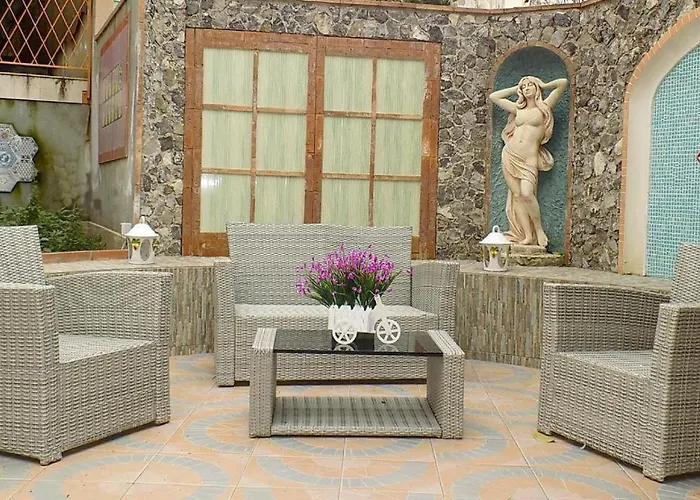 L'orchidea Amalfi Coast Oda ve Kahvaltı 4*
