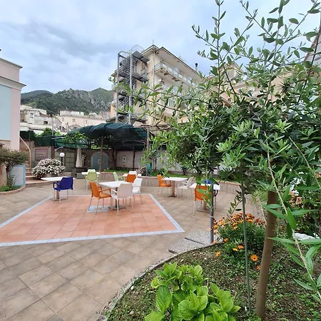 L'orchidea Amalfi Coast