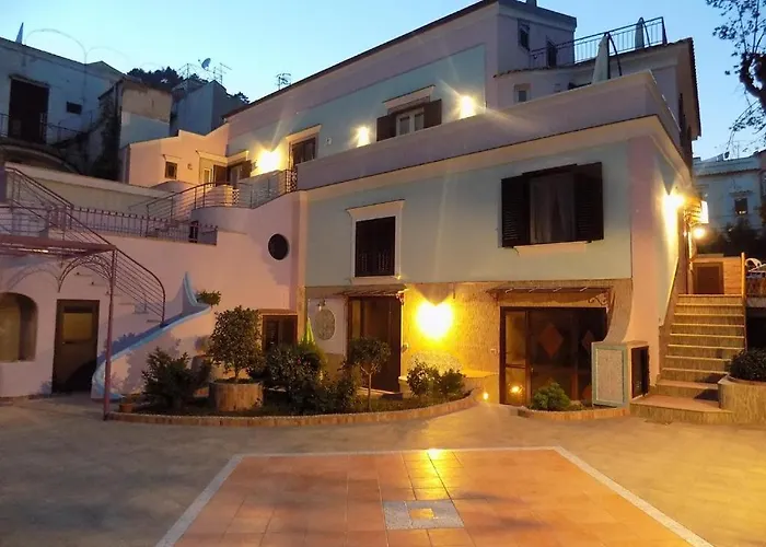 Oda ve Kahvaltı L'orchidea Amalfi Coast 4*