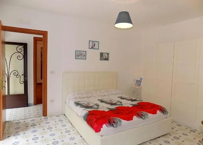 L'orchidea Amalfi Coast Oda ve Kahvaltı 4*