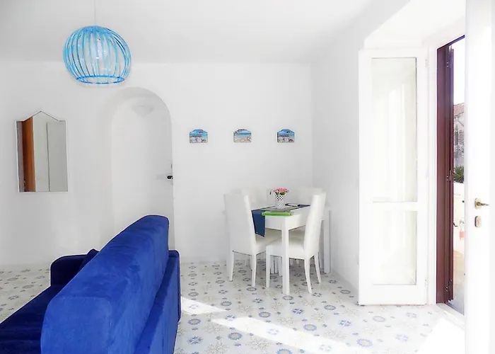 L'orchidea Amalfi Coast Oda ve Kahvaltı 4*