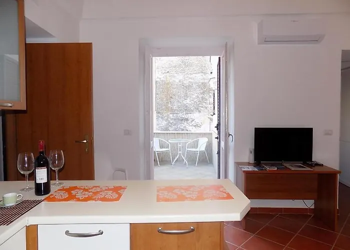 L'orchidea Amalfi Coast Oda ve Kahvaltı Maiori