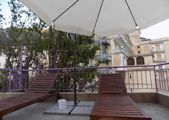 Oda ve Kahvaltı L'orchidea Amalfi Coast 4*