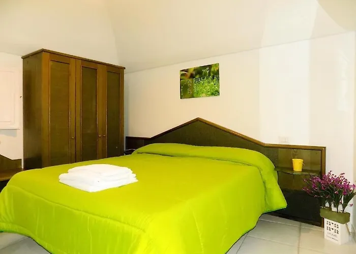 Oda ve Kahvaltı L'orchidea Amalfi Coast 4*